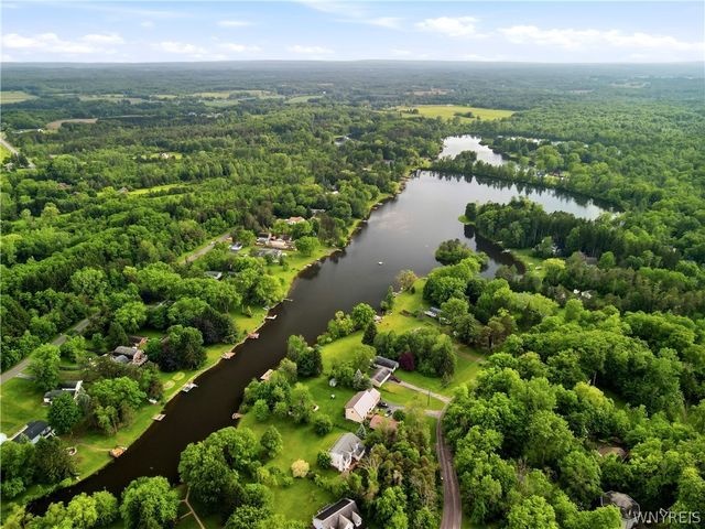 13 North Shore Drive, Bennington, NY 14004