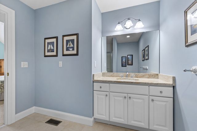78 Gold Leaf, Mashpee, MA 02649