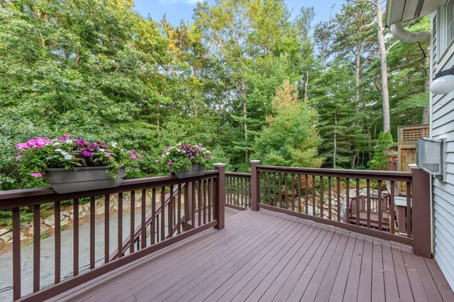 78 Gold Leaf, Mashpee, MA 02649