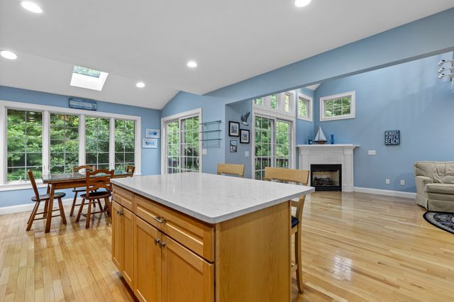 78 Gold Leaf, Mashpee, MA 02649