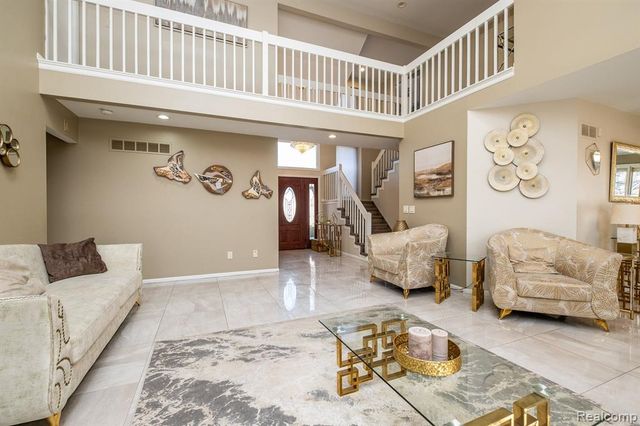 41924 Alden Drive, Clinton Township, MI 48038