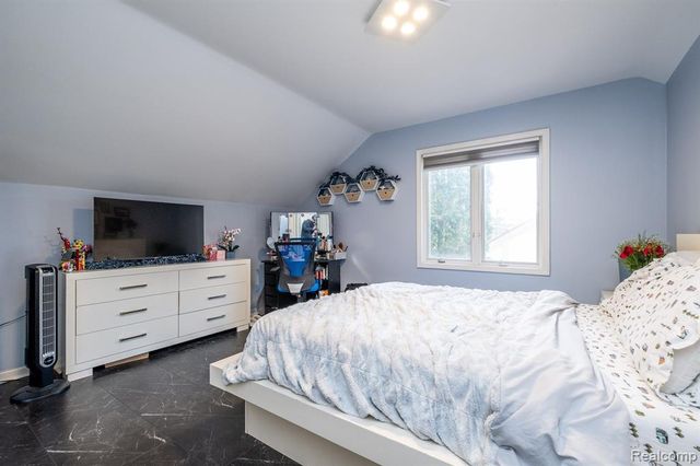 41924 Alden Drive, Clinton Township, MI 48038