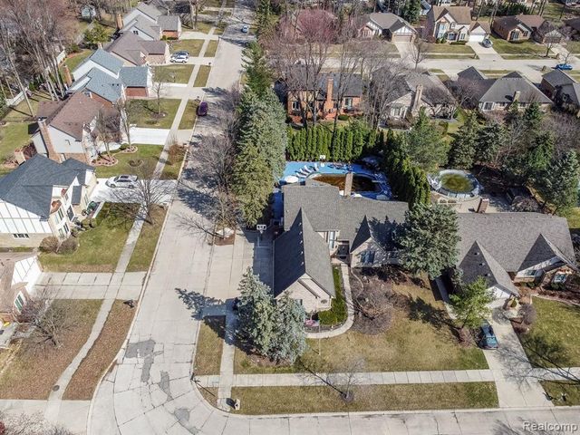 41924 Alden Drive, Clinton Township, MI 48038