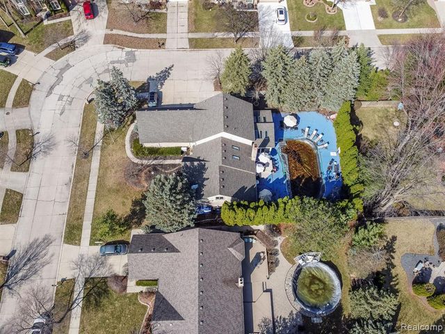 41924 Alden Drive, Clinton Township, MI 48038