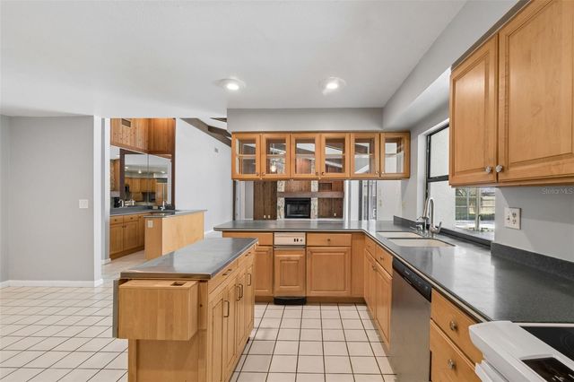 2668 MONTAGUE COURT W, Clearwater, FL 33761