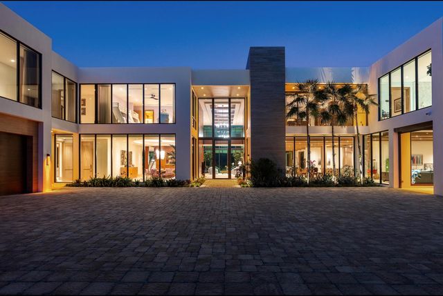 1260 S Ocean Boulevard, Manalapan, FL 33462