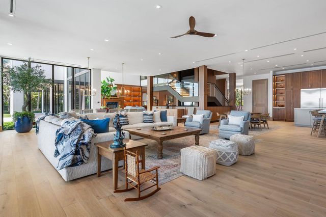 1260 S Ocean Boulevard, Manalapan, FL 33462