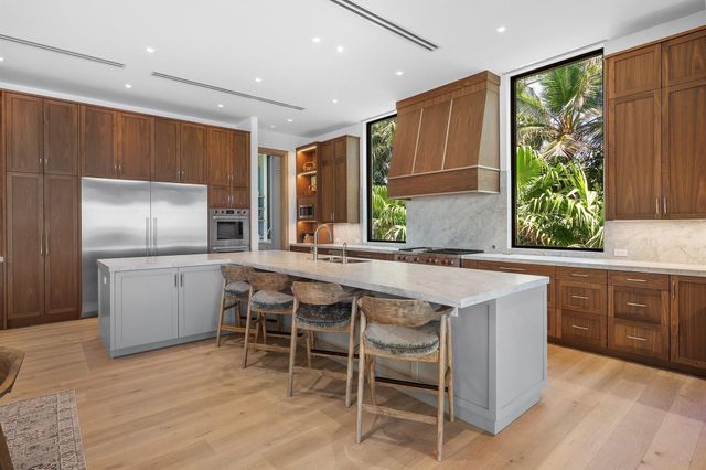 1260 S Ocean Boulevard, Manalapan, FL 33462