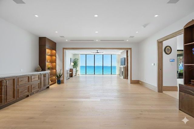 1260 S Ocean Boulevard, Manalapan, FL 33462