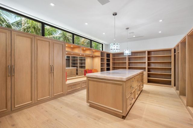 1260 S Ocean Boulevard, Manalapan, FL 33462