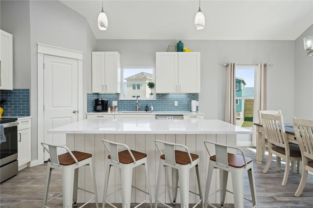 162 La Concha Blvd 28, Port Aransas, TX 78373