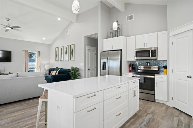 162 La Concha Blvd 28, Port Aransas, TX 78373