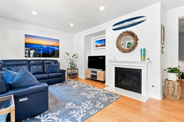 21380 Abigail Lane, Huntington Beach, CA 92646