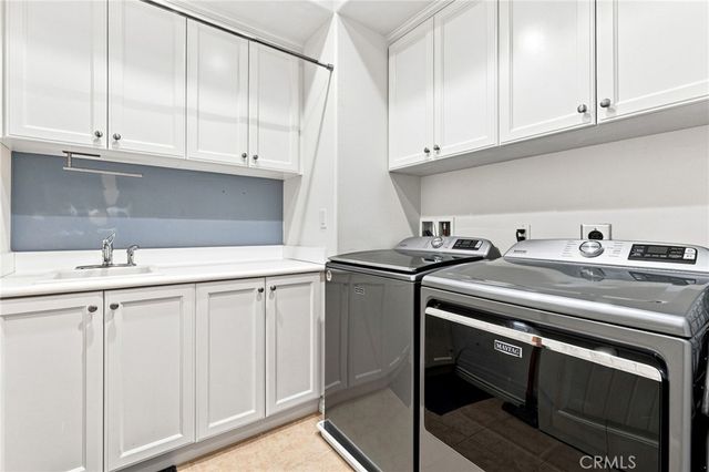 21380 Abigail Lane, Huntington Beach, CA 92646