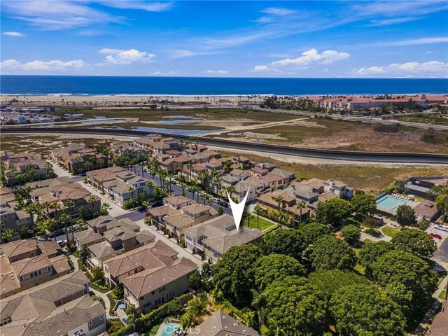 21380 Abigail Lane, Huntington Beach, CA 92646