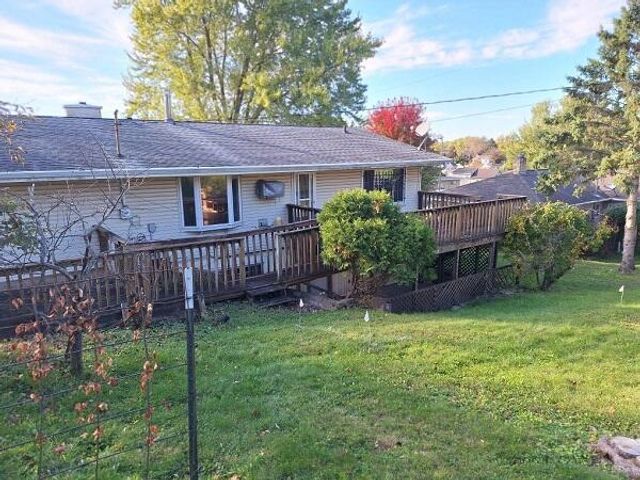 729 S Washington AVENUE, Viroqua, WI 54665