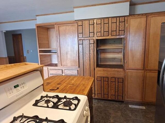 729 S Washington AVENUE, Viroqua, WI 54665