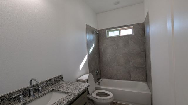 117 Brittons Lane, Runaway Bay, TX 76426