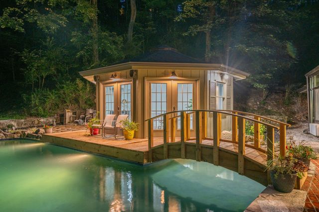 5856 Beauregard Dr, Nashville, TN 37215