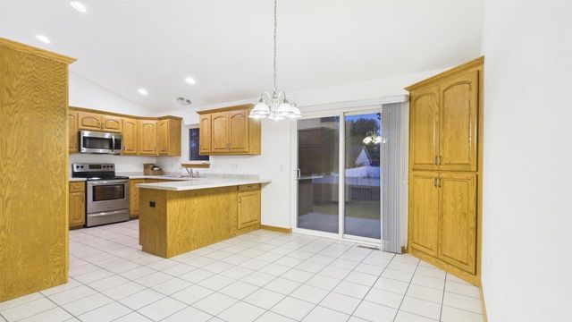2150 KLONDIKE ROAD, Green Bay, WI 54311
