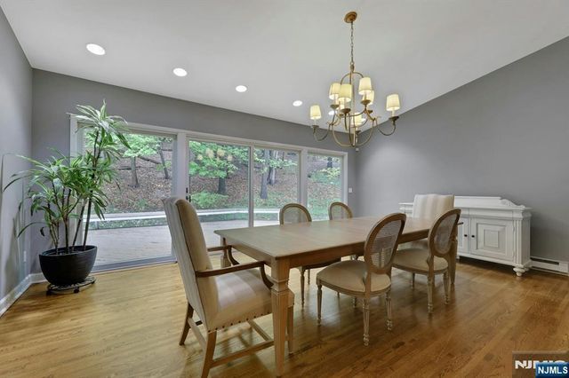 787 Winding Way, River Vale, NJ 07675