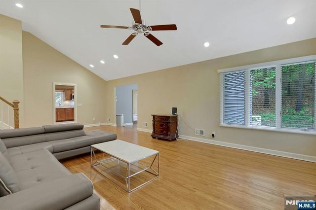 787 Winding Way, River Vale, NJ 07675
