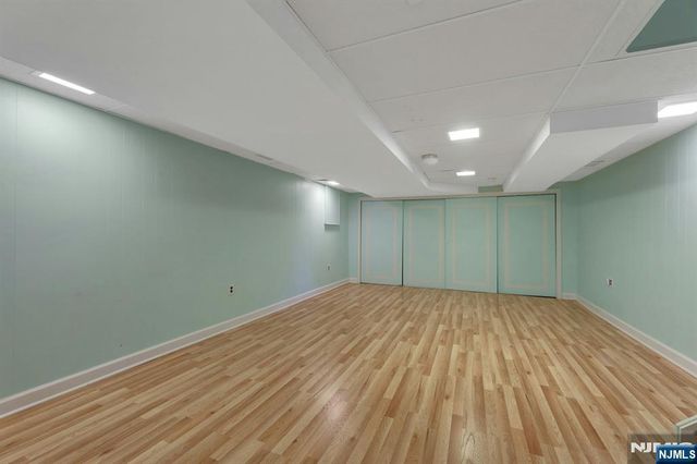 787 Winding Way, River Vale, NJ 07675