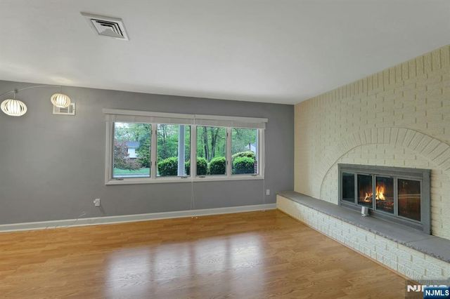 787 Winding Way, River Vale, NJ 07675
