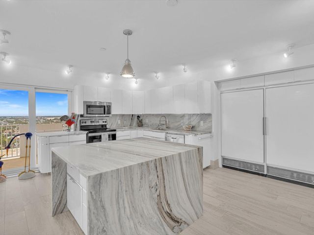 3000 S Ocean Boulevard 1504, Boca Raton, FL 33432