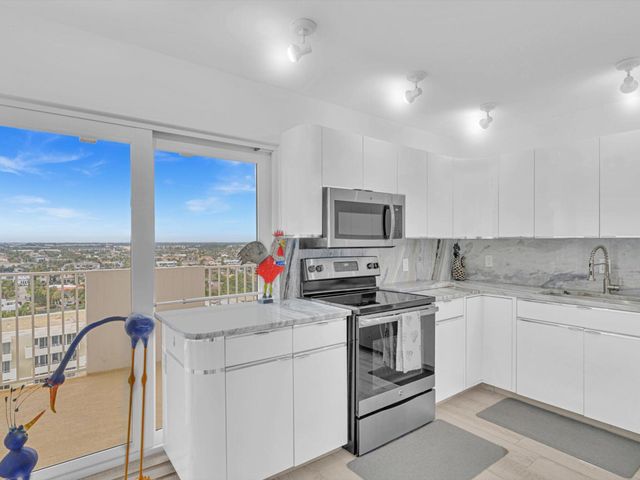 3000 S Ocean Boulevard 1504, Boca Raton, FL 33432