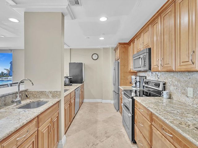3000 S Ocean Boulevard 1504, Boca Raton, FL 33432