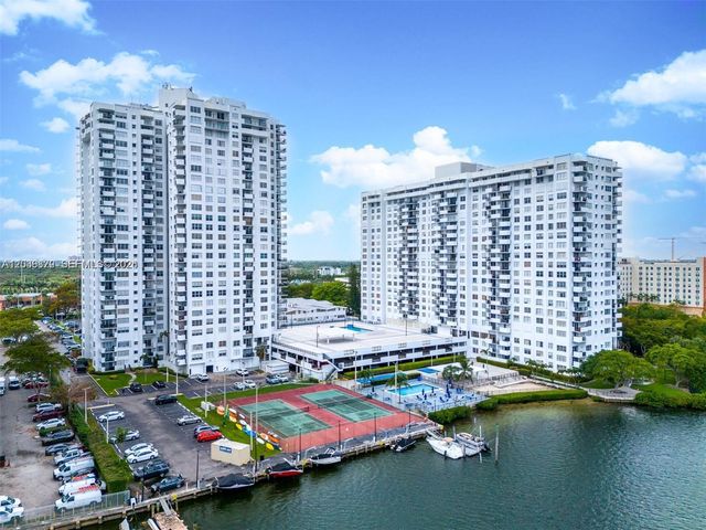 2780 NE 183rd St 2009, Aventura, FL 33160