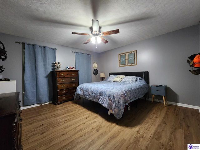 291 Flat Rock Road, Elizabethtown, KY 42701