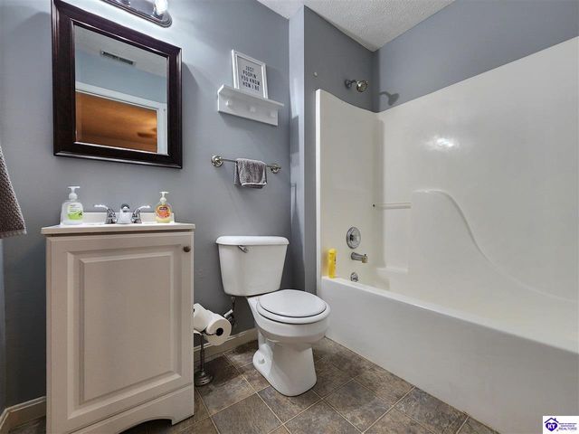291 Flat Rock Road, Elizabethtown, KY 42701