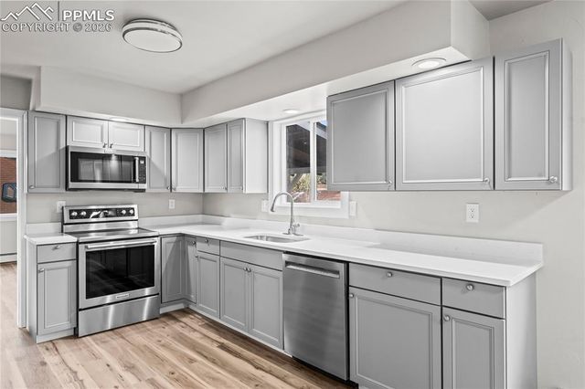 6820 Dauntless Court, Colorado Springs, CO 80919