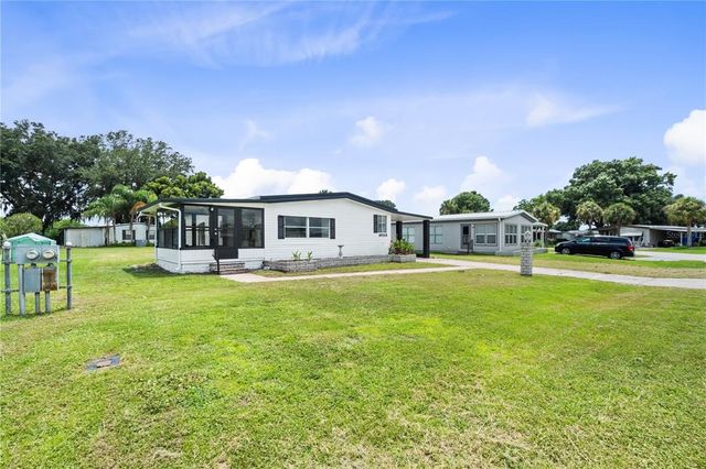 9029 SARAH DRIVE, Polk City, FL 33868