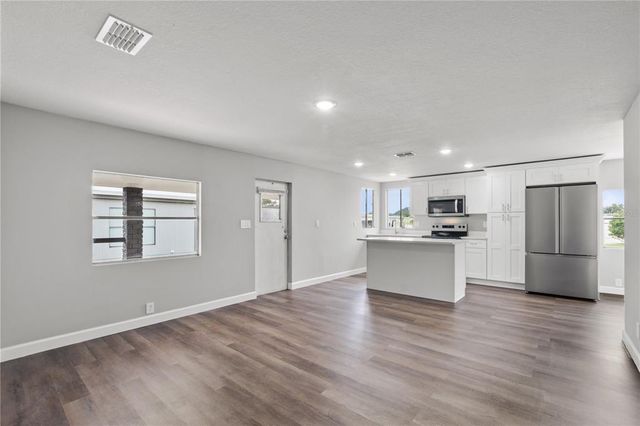 9029 SARAH DRIVE, Polk City, FL 33868