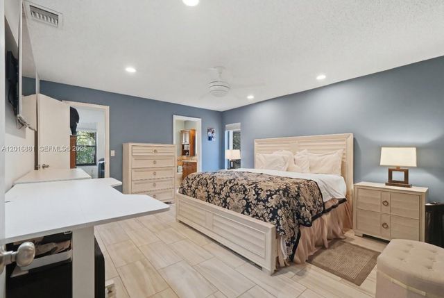 6455 Hitchin Post Way, Delray Beach, FL 33484