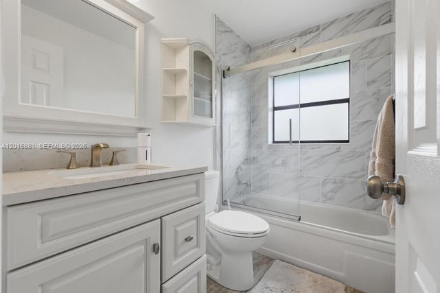 6455 Hitchin Post Way, Delray Beach, FL 33484