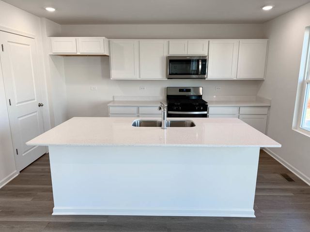 3412 Sarah Drive, Zion, IL 60099