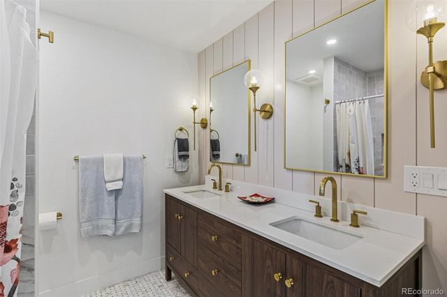 3798 S Wabash Street, Denver, CO 80237