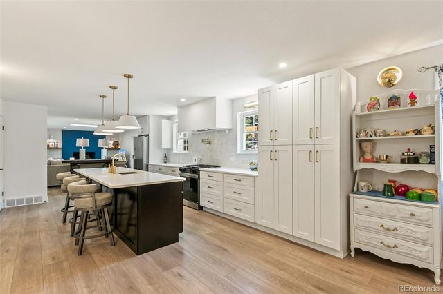 3798 S Wabash Street, Denver, CO 80237