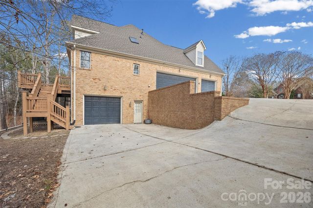 2409 Valelake Road, York, SC 29745