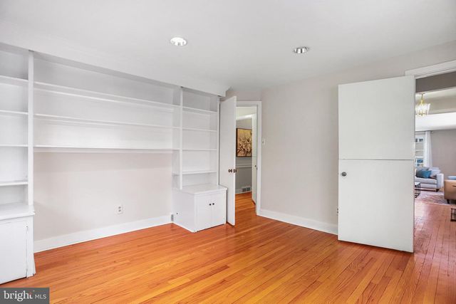 923 WINDING LN, Media, PA 19063