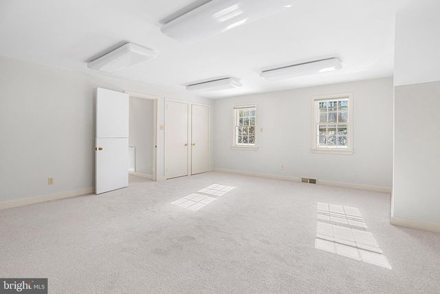 923 WINDING LN, Media, PA 19063