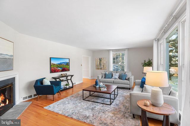 923 WINDING LN, Media, PA 19063