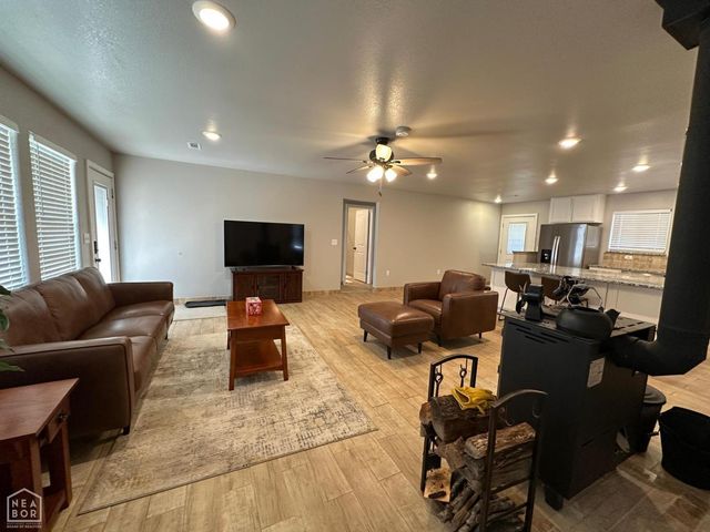 1779 NC 1600, Compton, AR 72624