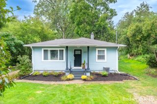 4833 Wakefield Avenue NE, Comstock Park, MI 49321