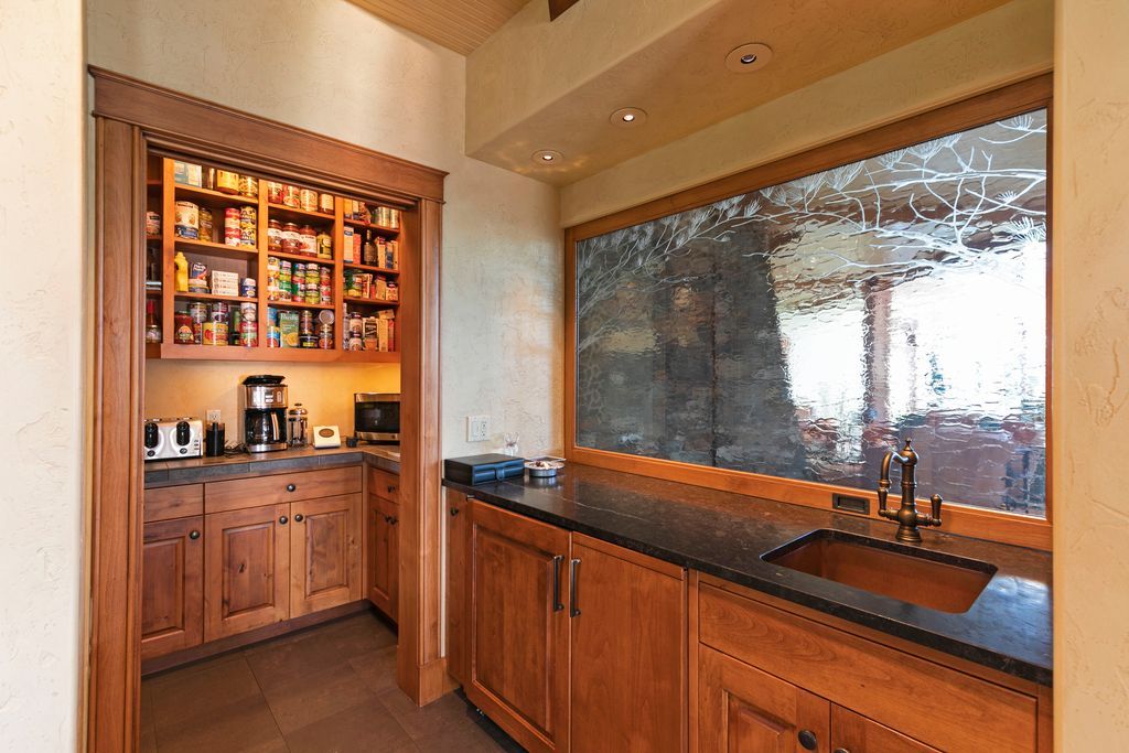 Address unavailable. photo 49