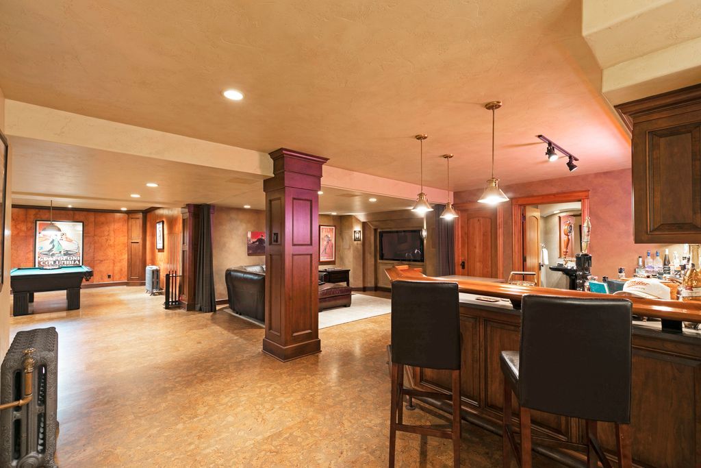 Address unavailable. photo 53